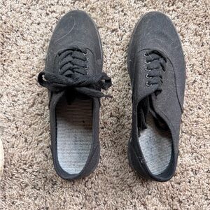 Black Casual Lace-Up Sneakers